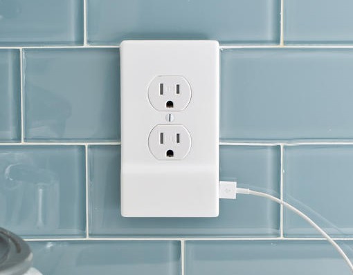 SnapPower USB Wall Outlet