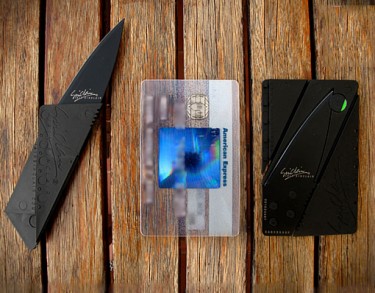 Credit-Card-Sized-Folding-Knife